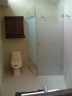 Fabricación e Instalación de Canceles para Baño